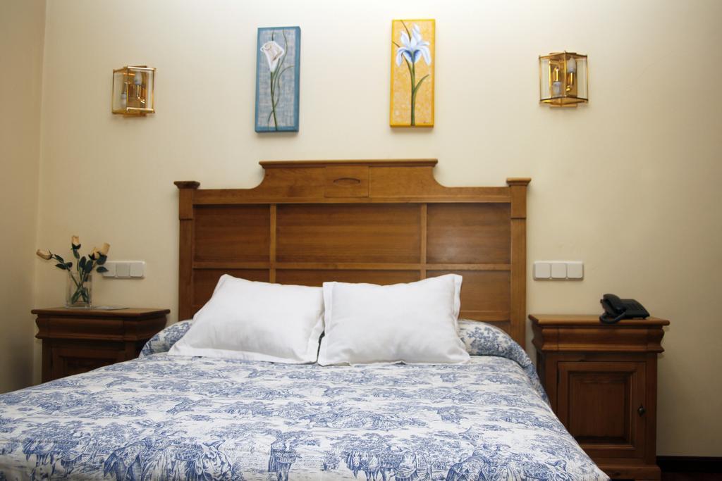 Rural Las Farolas Hotel 2*